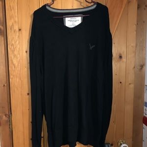 American Eagle v-neck pullover